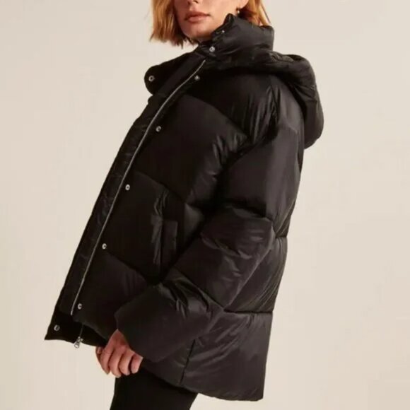 New with Tags NWT Abercrombie & Fitch Black Oversized Puffer Jacket Size Small - Picture 5 of 10